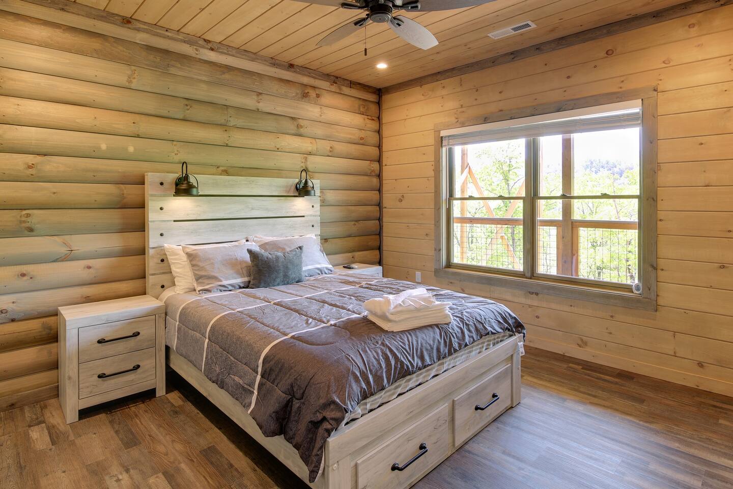 Bedroom 4 | Queen Bed | Lower Level