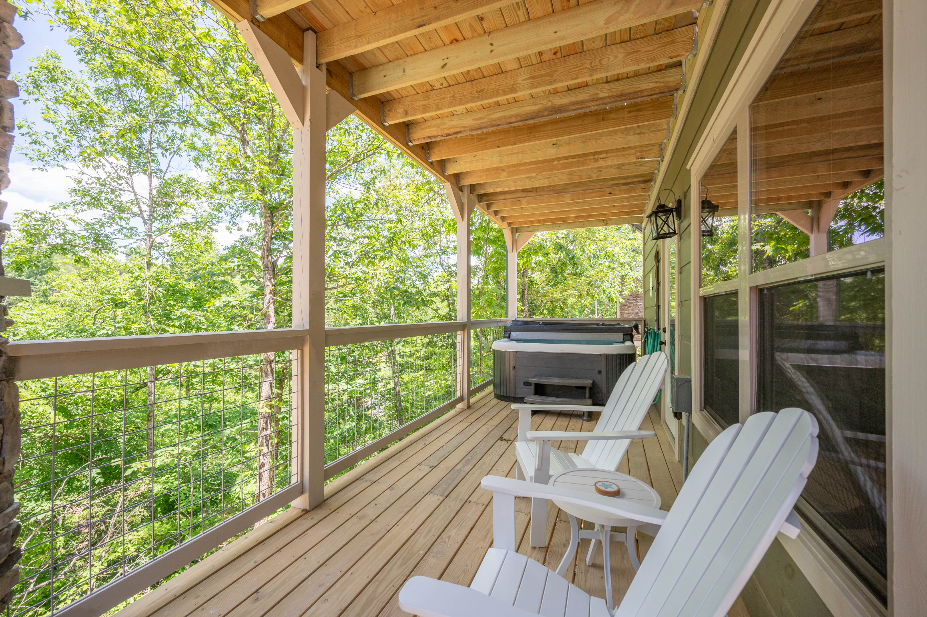 balcony > Exterior