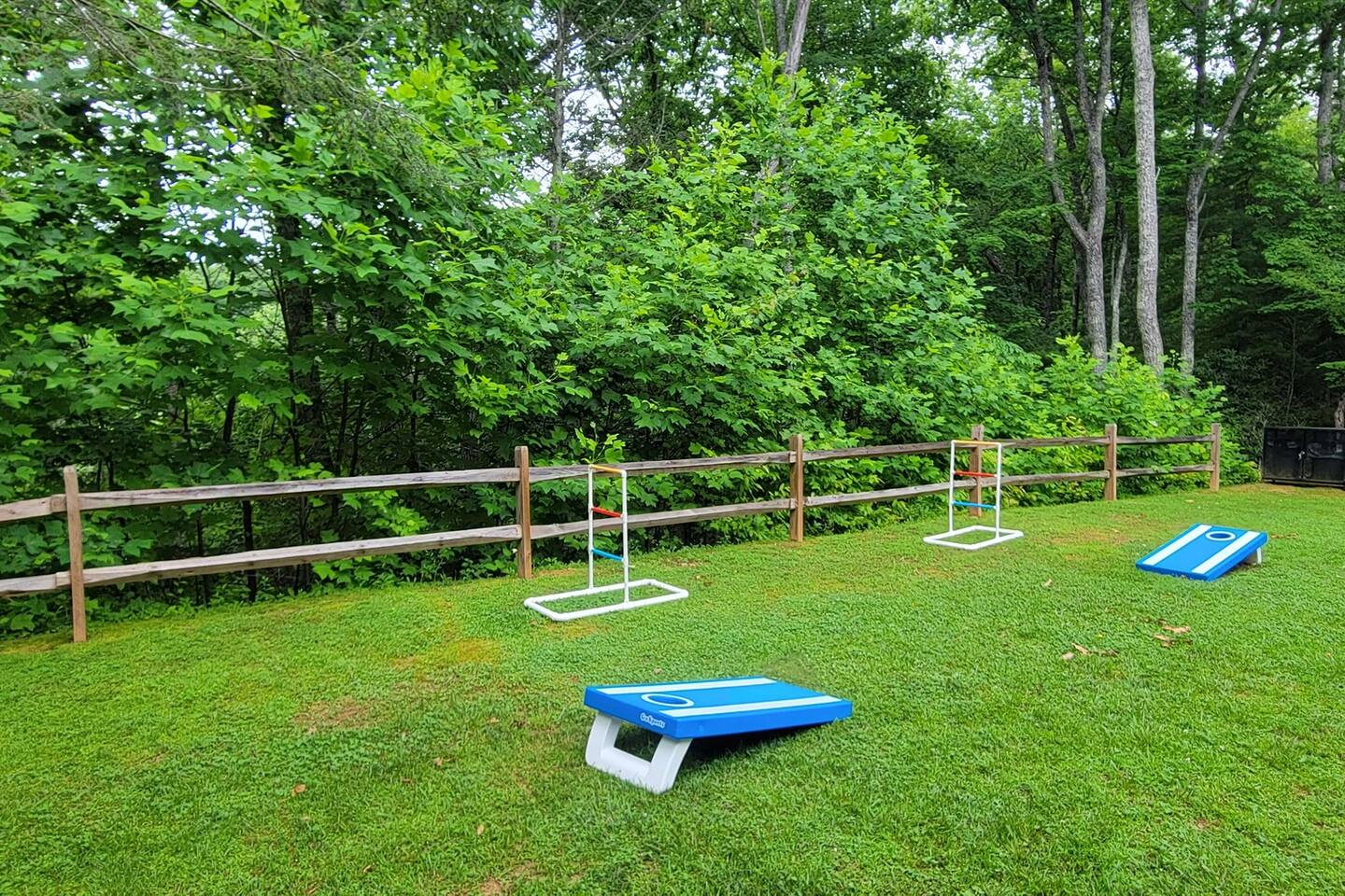 Corn hole game and ladder toss