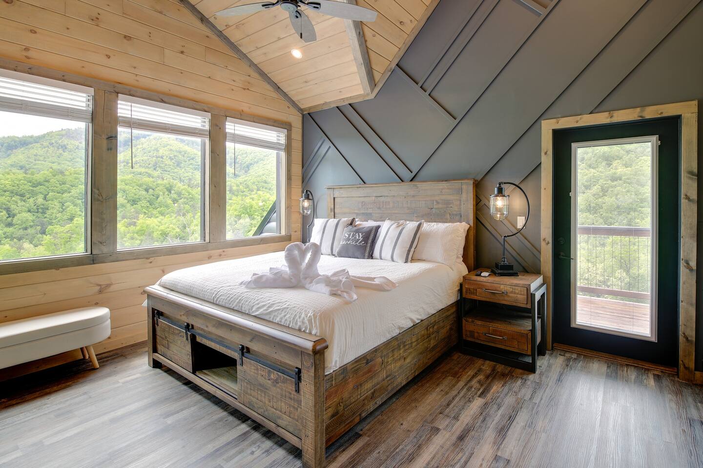 Bedroom 3 | King Bed | 2nd Floor