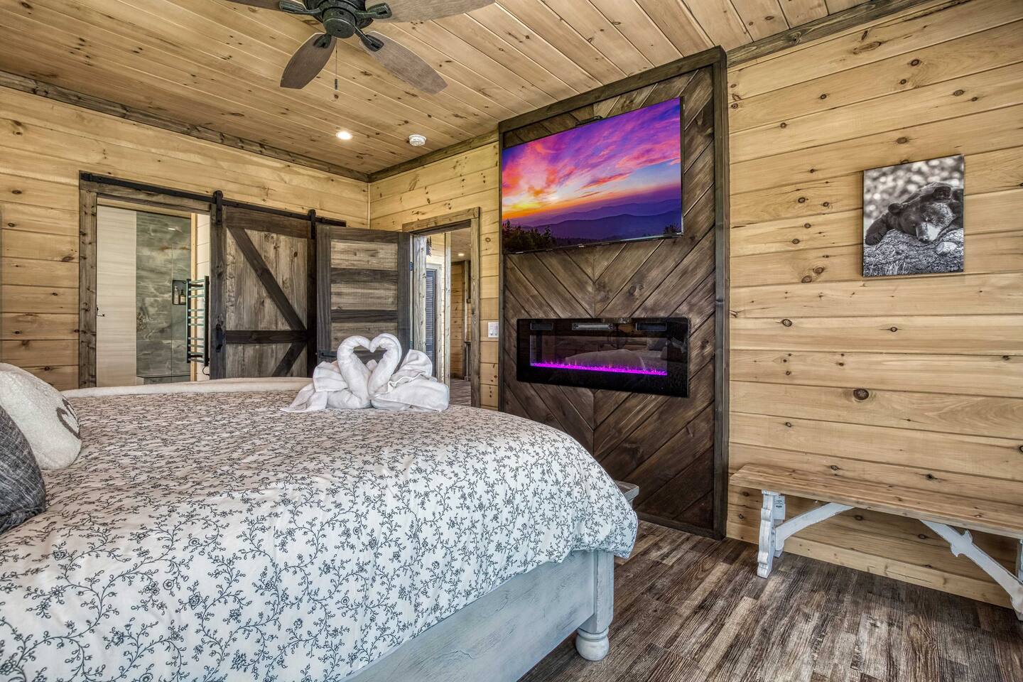 Bedroom 1 | King Bed | Linens Provided