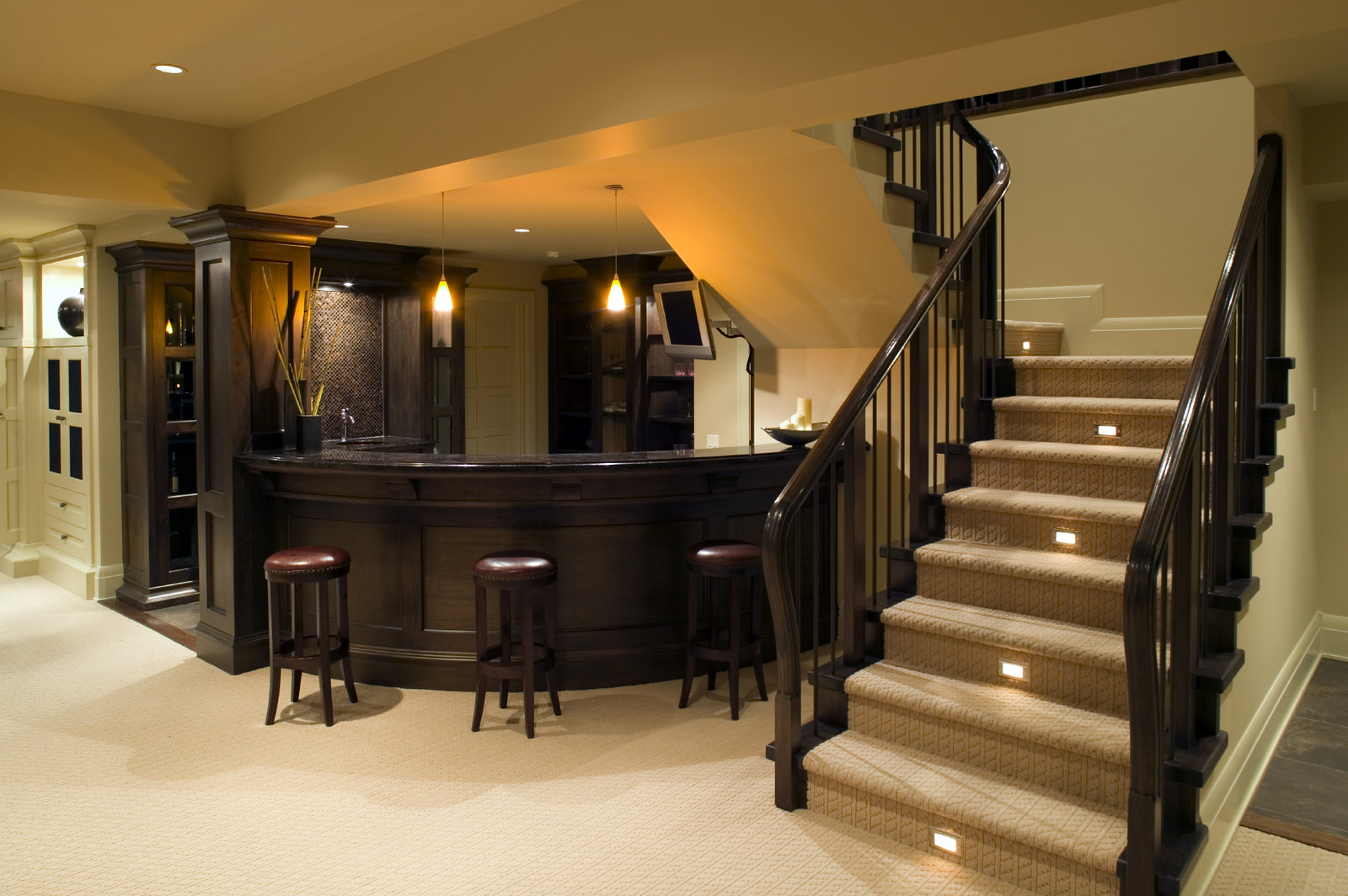 basement > Living room