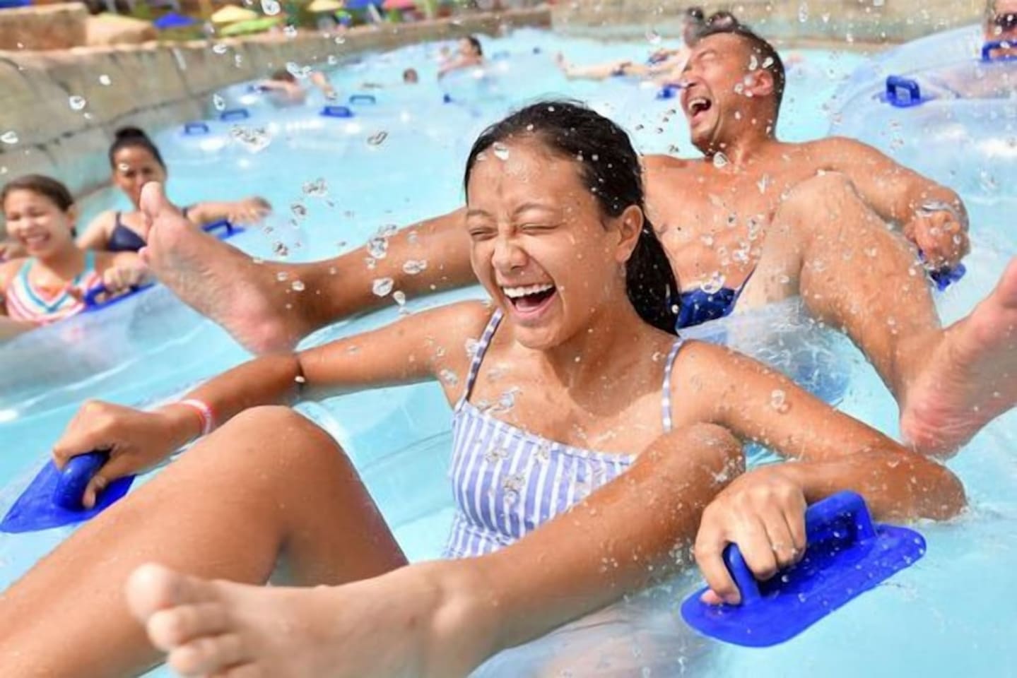 Soaky-Mountain-Water-Park