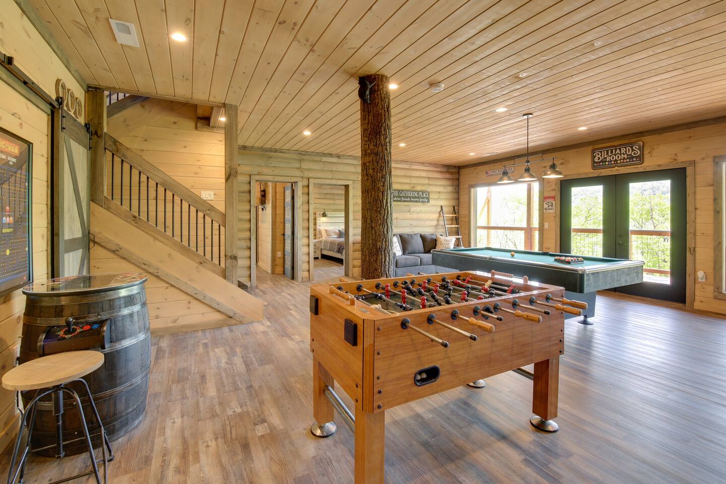 Game Room | Queen Sleeper Sofa