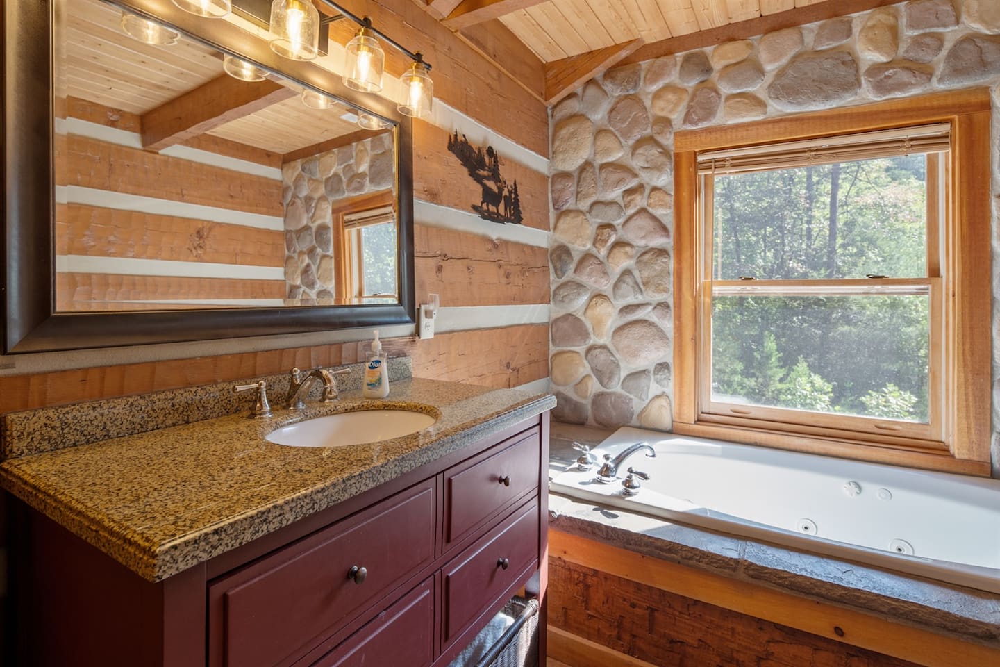 Jetted tub in upstairs bathroom for your relaxation