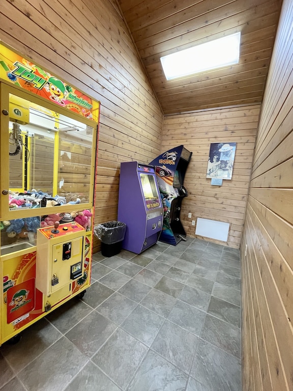 Game room in clubhouse 